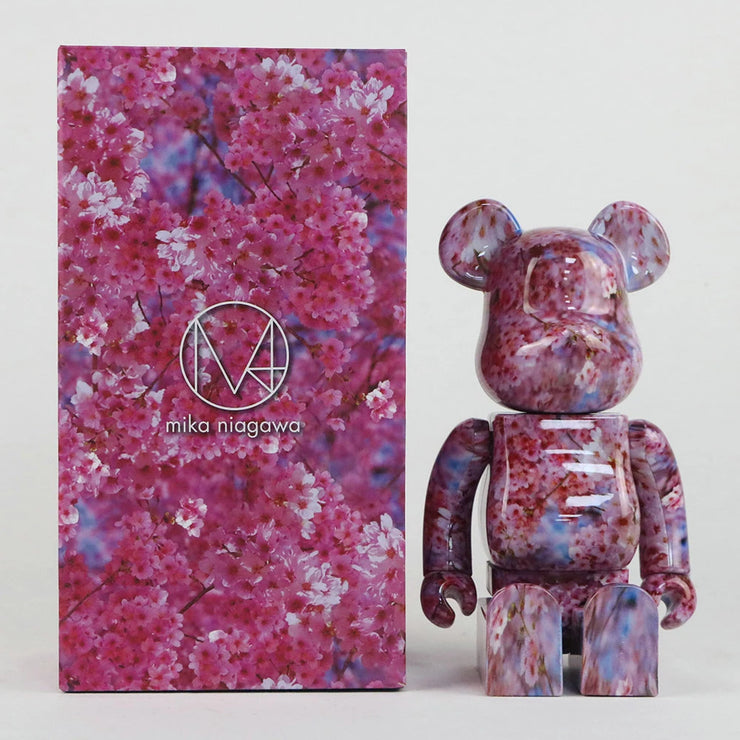 BE@RBRICK 400% 28cm Sakura Cherry Blossoms Collection Doll