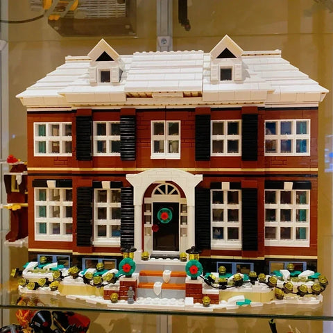 3955 Pcs Home Alone Kevin McCallister’s Home House Model Building Blocks Bricks Toy for Boy Kids Christmas Birthday Gifts
