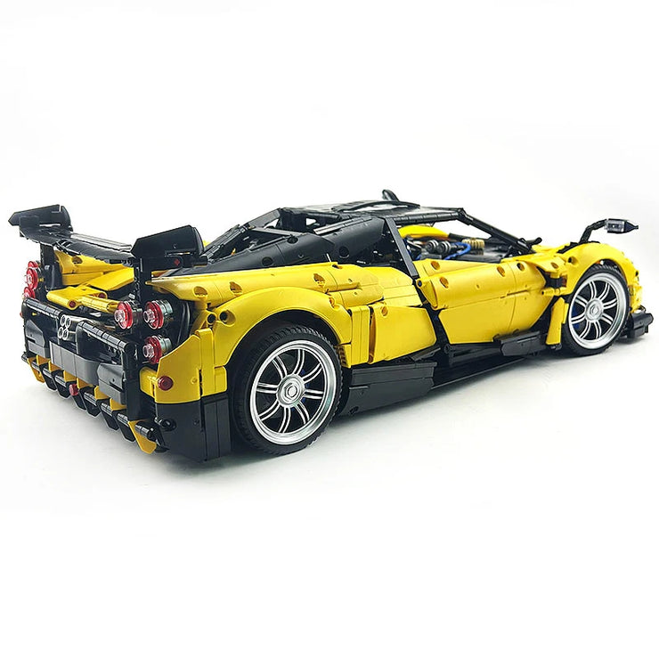 MOC 002 Super Sports Car Hypercar Huayra Model Building Blocks 4708 Pcs