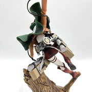 28cm Attack on Titans Levi Ackerman Action Anime Figura Kawai Eren Jaege Mikasa Ackerman The Armored Titan Figure