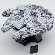 900+ Piece Galaxy Falcon Starfighter – Space Battle Starship Building Block Set