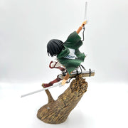 28cm Attack on Titans Levi Ackerman Action Anime Figura Kawai Eren Jaege Mikasa Ackerman The Armored Titan Figure
