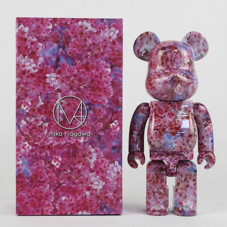 BE@RBRICK 400% 28cm Sakura Cherry Blossoms Collection Doll