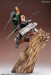28cm Attack on Titans Levi Ackerman Action Anime Figura Kawai Eren Jaege Mikasa Ackerman The Armored Titan Figure