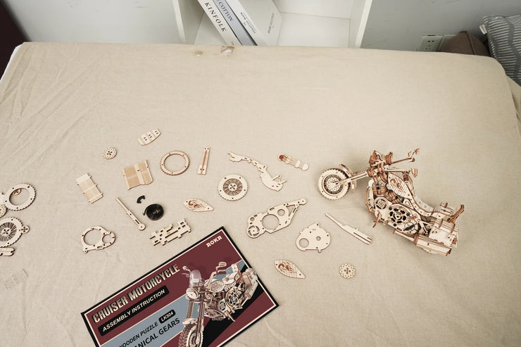 Robotime ROKR Cruiser Motorcycle DIY Wooden Model Kit – 420pcs Assembly Puzzle LK504